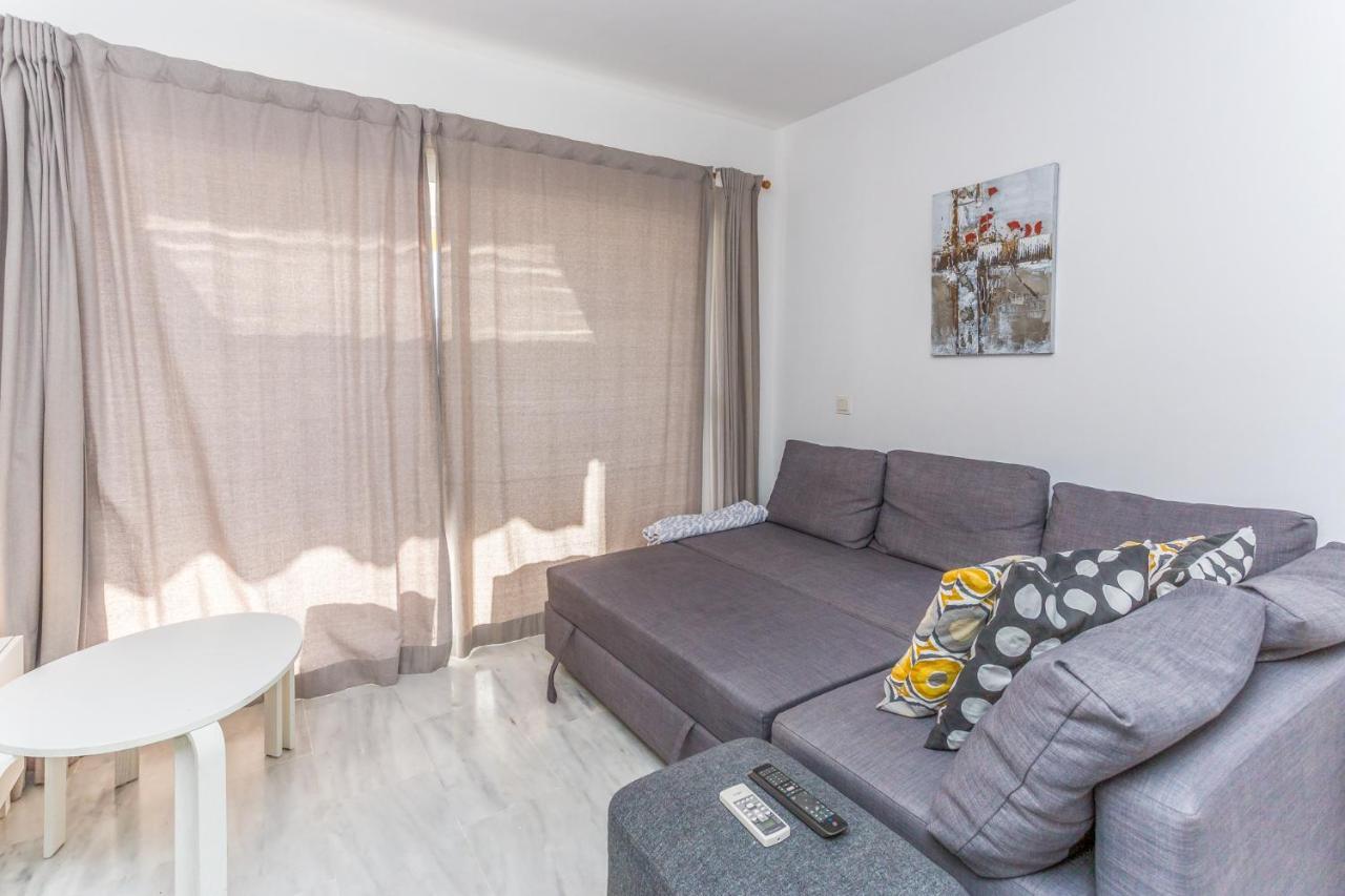 Gran Calahonda 2Br 2Ba With Terrace Wifi/Ac/Pool Διαμέρισμα Sitio de Calahonda Εξωτερικό φωτογραφία
